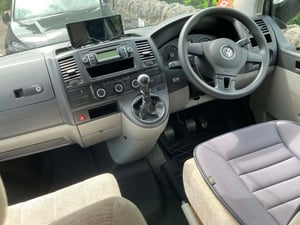 2010 Volkswagen T5.1 Campervan — photo 4 of 9