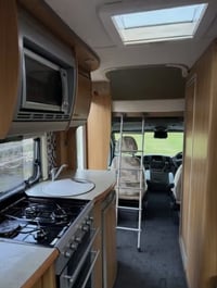 2007 Swift Sundance 590 RL - Image 3