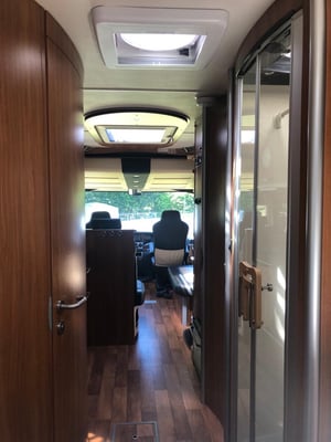 2012 Dethleffs Premium Liner — photo 10 of 24