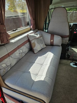 2018 Auto-Sleepers Broadway FB — photo 8 of 24