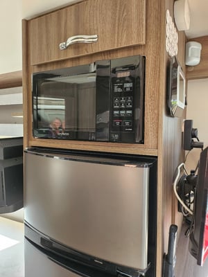 2018 Auto-Sleepers Broadway FB — photo 19 of 24