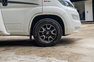 2018 Auto-Sleepers Broadway FB — photo 15 of 71