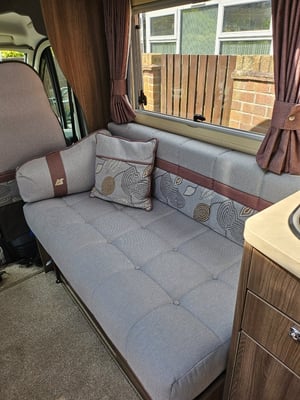 2018 Auto-Sleepers Broadway FB — photo 23 of 24