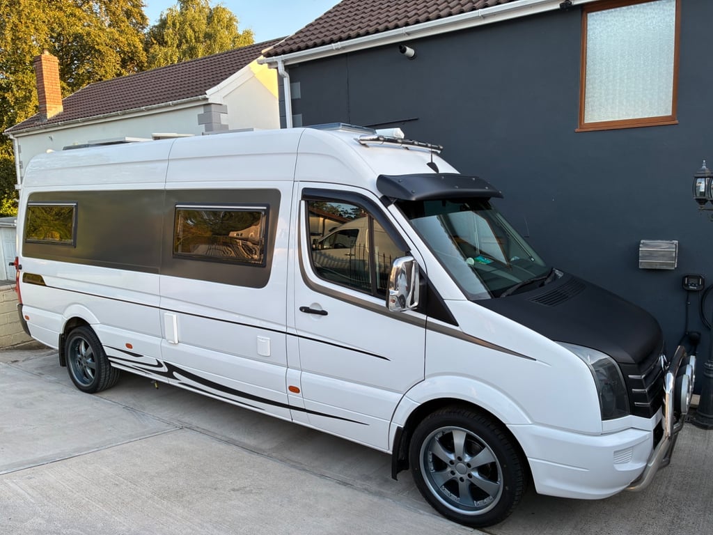 2015 Volkswagen Crafter - Image 1