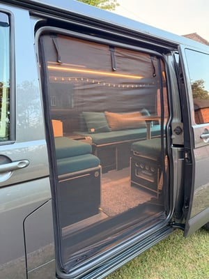 2015 Volkswagen T6 Campervan — photo 11 of 25