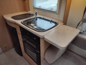2013 Elddis Autoquest 145 — photo 8 of 15