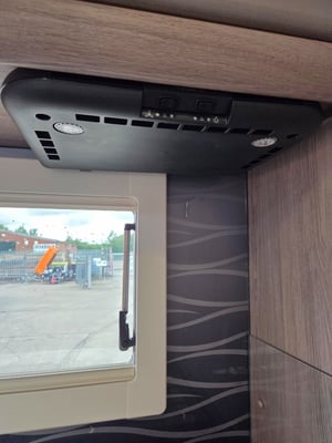 2022 Autosleeper Burford — photo 18 of 39