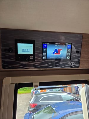 2022 Autosleeper Burford — photo 22 of 39