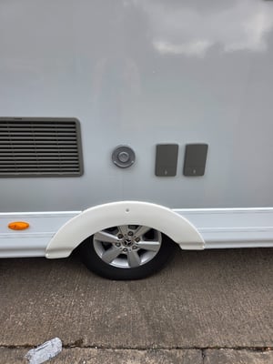 2022 Autosleeper Burford — photo 26 of 39