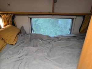 2002 Knaus Sun Traveller 708g — photo 2 of 16