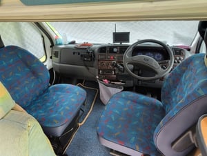 2002 Knaus Sun Traveller 708g — photo 6 of 16