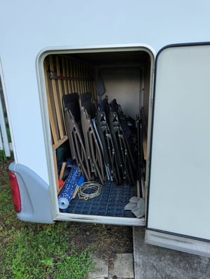 2002 Knaus Sun Traveller 708g — photo 14 of 16