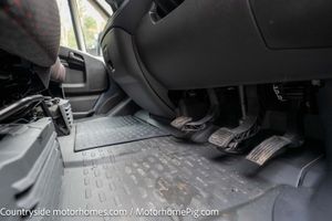 2022 Citroen Relay 2.2 — photo 28 of 65