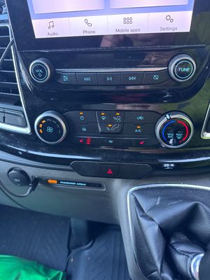 2022 Ford Transit Custom — photo 43 of 60