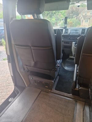 2016 Volkswagen T28 Campervan — photo 14 of 31