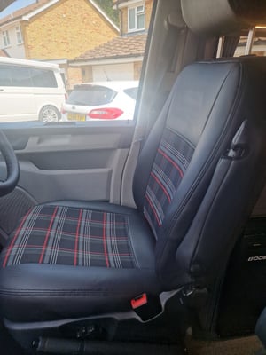 2016 Volkswagen T28 Campervan — photo 18 of 31