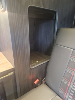 2016 Volkswagen T28 Campervan — photo 20 of 31