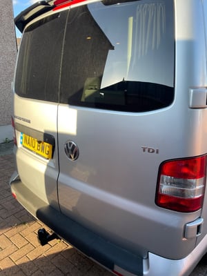 2010 Volkswagen Campervan — photo 6 of 13