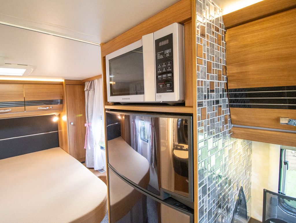 2014 Dethleffs Black Magic - Image 9