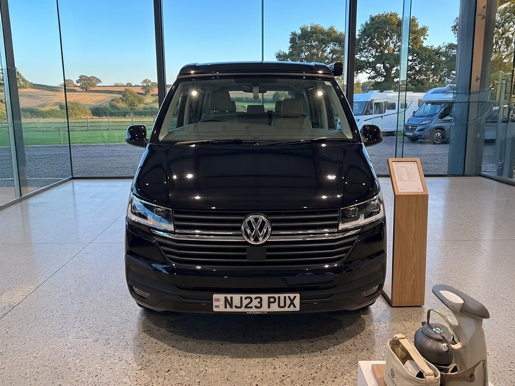 2023 Volkswagen Transporter T6.1 - Image 1