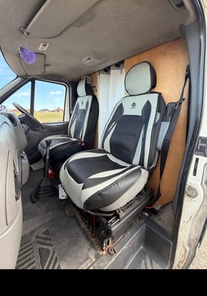 2003 Ford Transit — photo 16 of 23