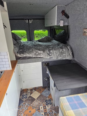 2018 Peugeot Boxer Camper Conversion — photo 4 of 14