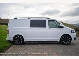 2013 Volkswagen Transporter T30 — photo 16 of 42