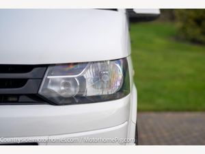 2013 Volkswagen Transporter T30 — photo 26 of 42