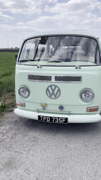 1968 Volkswagen T2 Early Bay - Video