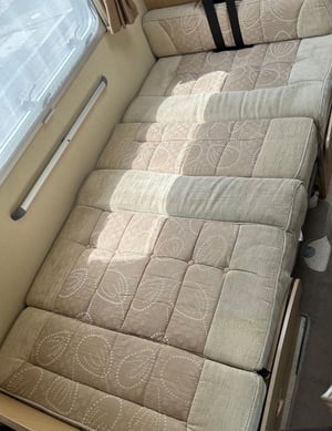 2011 Bessacarr E435 — photo 16 of 24