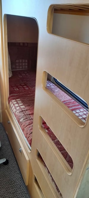 2007 Elddis Autoquest 160 — photo 63 of 72