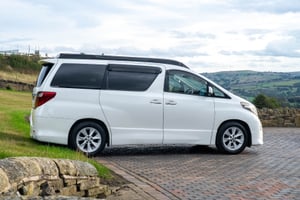 2024 Toyota Alphard 2.4 — photo 13 of 62