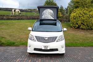 2024 Toyota Alphard 2.4 — photo 11 of 62