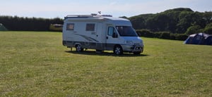 2002 Hobby 650 FSE — photo 2 of 33