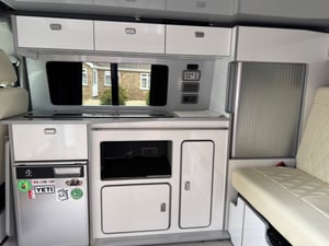 2017 Volkswagen T6 Campervan — photo 9 of 10