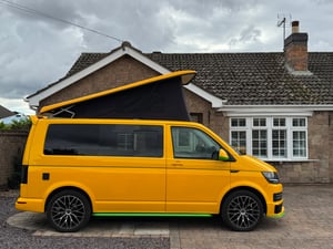 2017 Volkswagen T6 Campervan — photo 4 of 10