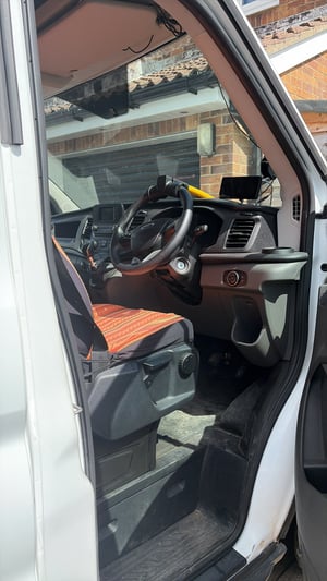 2020 Ford Transit — photo 10 of 19