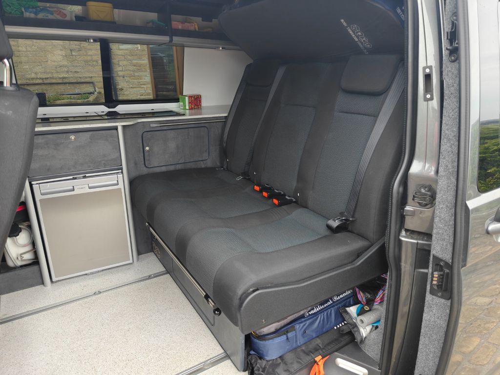 2018 VOLKSWAGEN VW T6 LWB Highline - Image 13