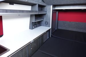 2018 Volkswagen VW T6 LWB Highline — photo 25 of 87