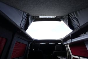 2018 Volkswagen VW T6 LWB Highline — photo 32 of 87