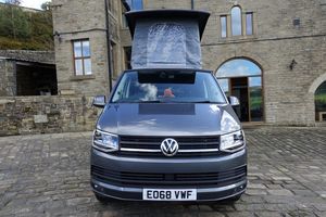 2018 Volkswagen VW T6 LWB Highline — photo 8 of 87