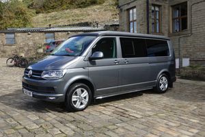 2018 Volkswagen VW T6 LWB Highline — photo 10 of 87