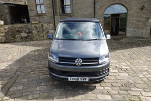 2018 Volkswagen VW T6 LWB Highline — photo 17 of 87