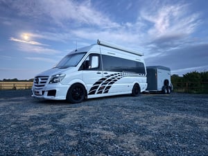 2017 Mercedes-Benz Sprinter — photo 3 of 4