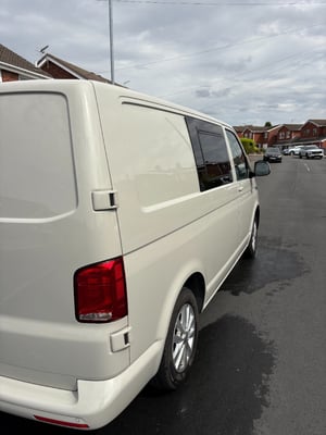 2022 Volkswagen T6.1 Campervan — photo 22 of 38