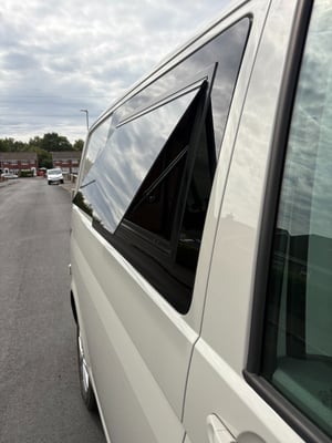 2022 Volkswagen T6.1 Campervan — photo 24 of 38