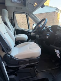 2025 Auto-Trail V-Line 610 SE - Image 4