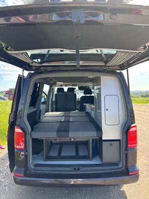 2016 Volkswagen Transporter T6 SWB — photo 6 of 33