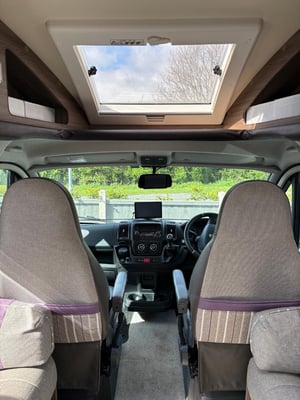 2017 Autosleeper Corinium Duo — photo 20 of 25